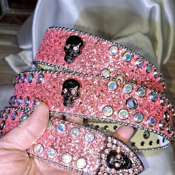 AKIRA SKULL Pink Rhinestone Embellished Belt - Picture 3 of 5